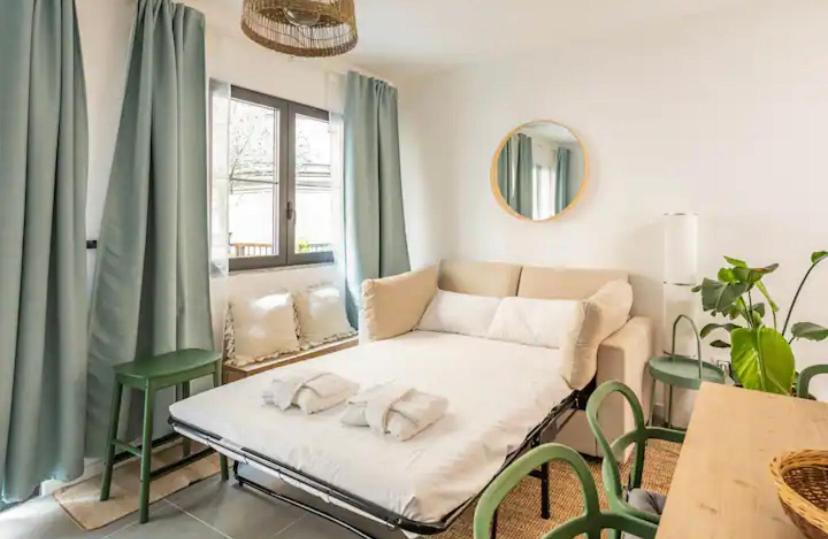 I Host Apartment - Polesine 2 Milano Eksteriør billede